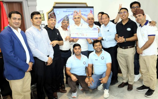 युएईबाट नेपाली समाज युएईमा आवद्ध संस्थाहरुले ५० लाख राहतकोष नेपालमा पठायो
